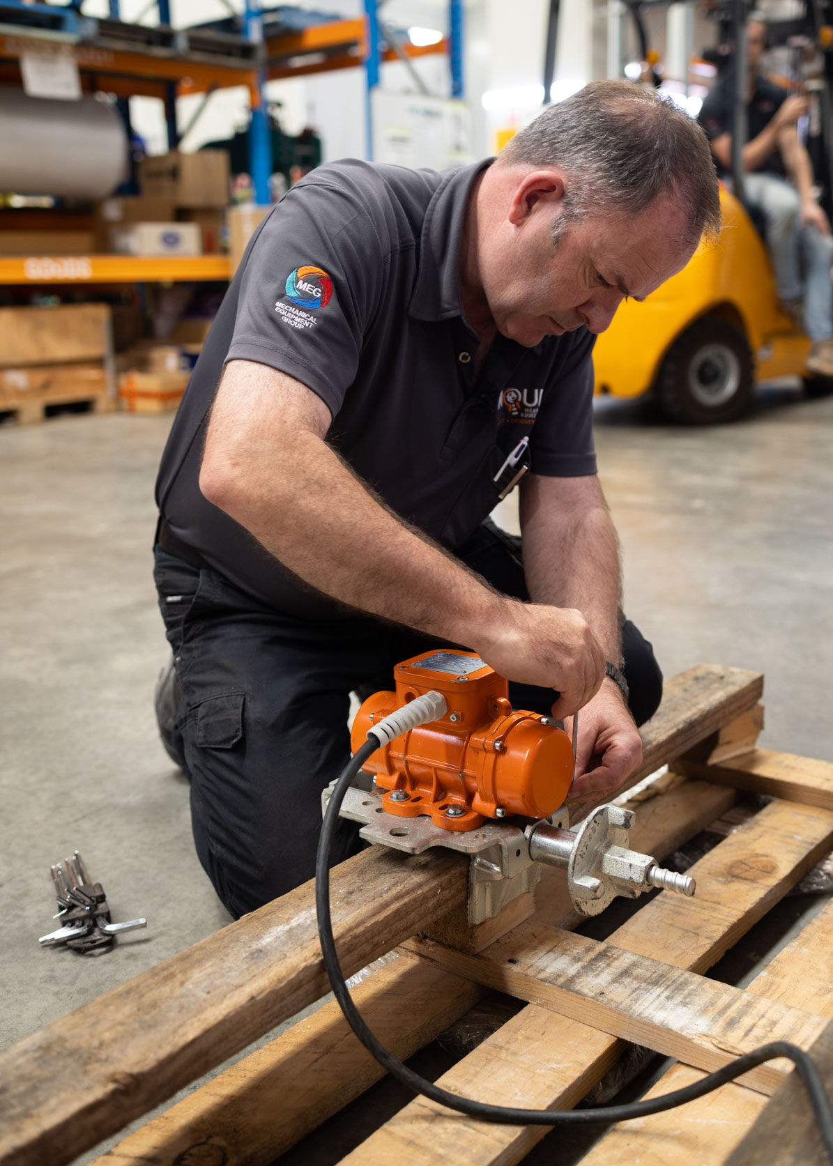 Industrial Vibrators & Flow Aids Demonstration